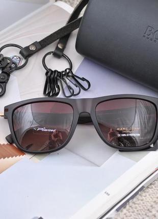 Фирменные солнцезащитные очки  прямоугольные  marc john polarized mj0783