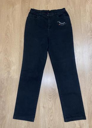 Женские черные брюки прямого кроя