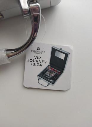 Кейс з косметикою