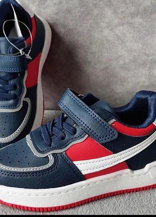 Шикарні кеди для наймодніших діток.