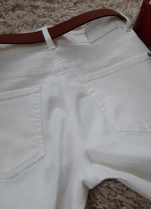 Базовые белые укороченные джинсы скинни ,cambio/италия,  р. 38-409 фото