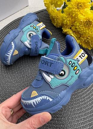 Кросівки діно 6