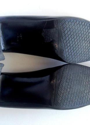 39р. кожаные матовые туфли на широким каблуке tj collection6 фото