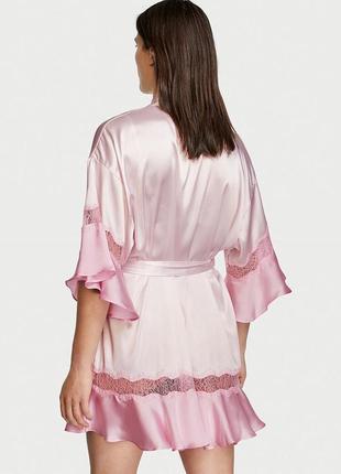 Сатиновий халат victoria's secret flounce satin robe з мереживом2 фото