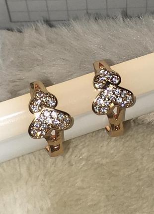 Серьги сережки серёжки маленькие кольца колечки круглые с камнями камушками стразами бриллиантами блестящие золотистые золотые под золото