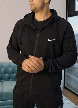 Мужские костюмы