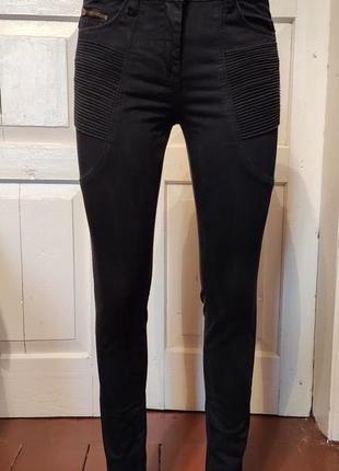 Штани джинси штани.