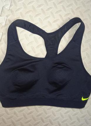 Спортивный топ nike1 фото