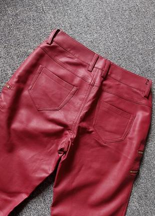 Стильные брендовые кожаные брюки цвета марсала. нижняя3 фото