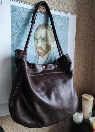 Furla кожаная красивая сумка на плечо.