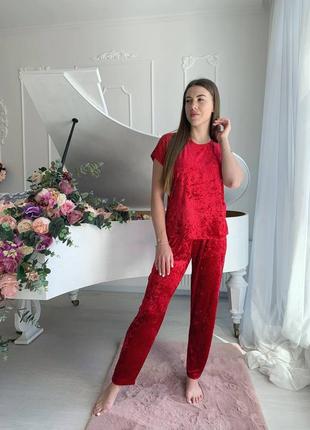 Велюровый комплект