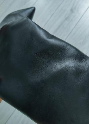 Шкіряні чоботи