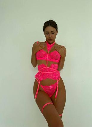 Неймовірний яскравий еротичний комплект білизни: бюст+трусики+пояс+чокер