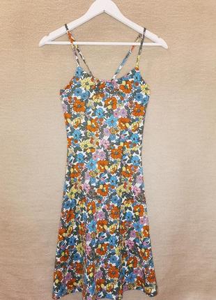 Цветочный сарафан на брительках
