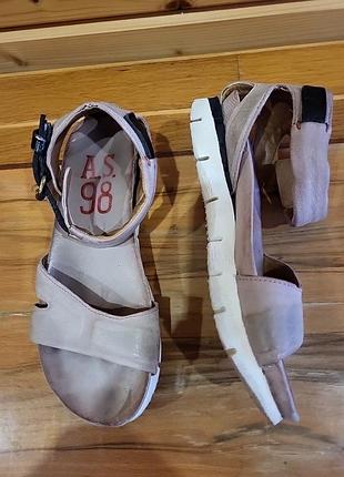 Кожанные босоножки сандали a.s. 98