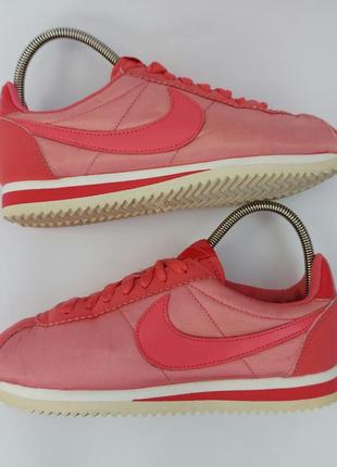 Кроссовки nike wmns classic cortez nylon2 фото