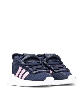 Детские кроссовки adidas 19 размер