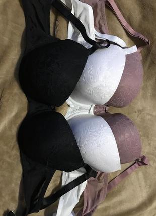 Бюстгалтер