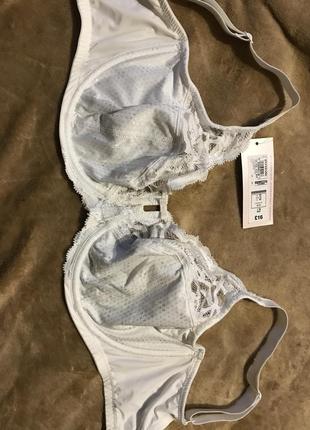 Бюстгалтер