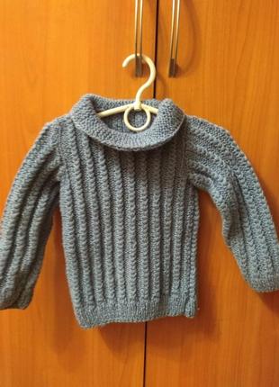 Кофта   в"язана  тепла  з гудзиком  на горловині