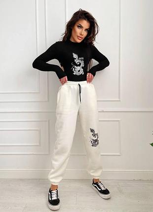 Костюм спортивный прогулянковий боді штани з драконом білий чорний