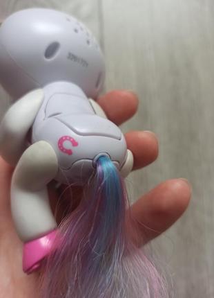 Интерактивная игрушка fingerlings единорог белый 9