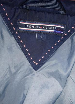 Осенняя курточка tommy hilfiger. оригинал !6 фото