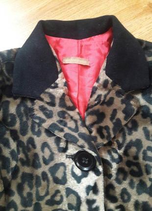 Леопардовое плюшевое пальто на 4-5 лет хит сезона!3 фото