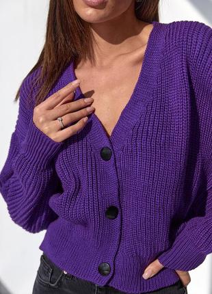 Женский укороченный вязанный фиолетовый баклажановый кардиган1 фото