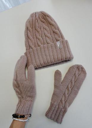 Шапка і рукавиці з вовни1 фото
