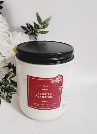 Свічка frosted cranberry від Bath And Body Works