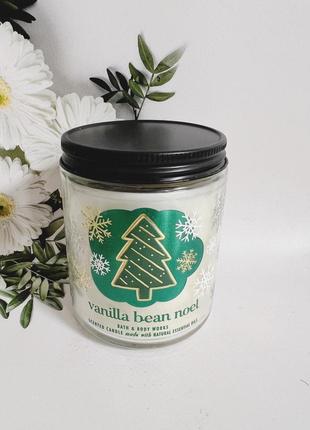 Свічка vanilla bean noel від bath and body works