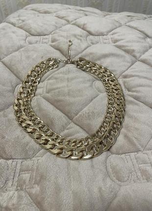 Классное украшение на горлышке