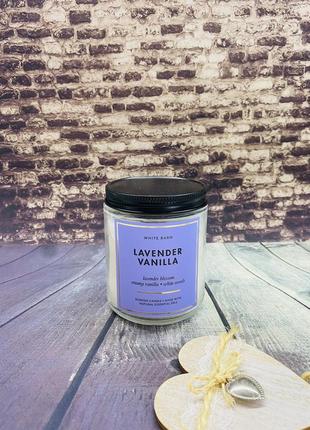 Свічка lavender vanilla bath and body works1 фото