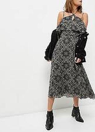 Стильне плаття river island