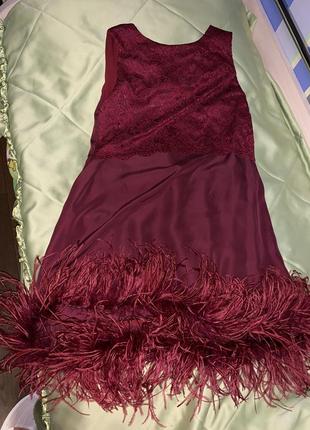 Нереально красивое платье с шелка со страусиным перьями, подойдет и беременной s-m1 фото