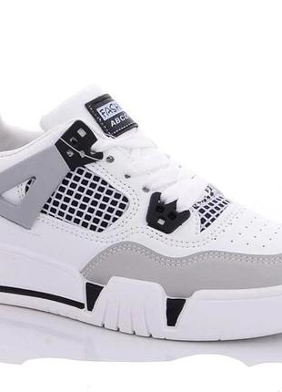 Мега круті кросівки