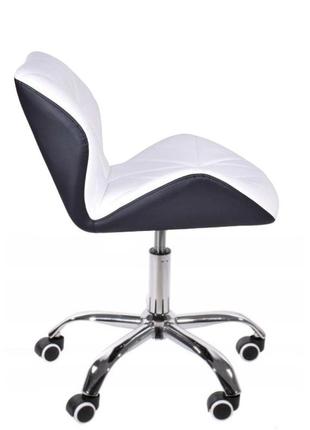 Крісло на колесах біле + чорне b-531