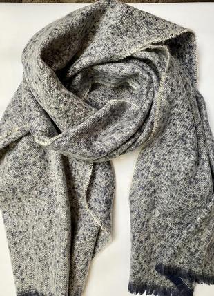 Шарф зимний серый