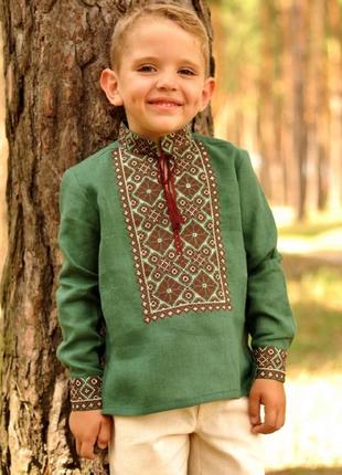 Детская вышиванка для мальчика из натурального льна