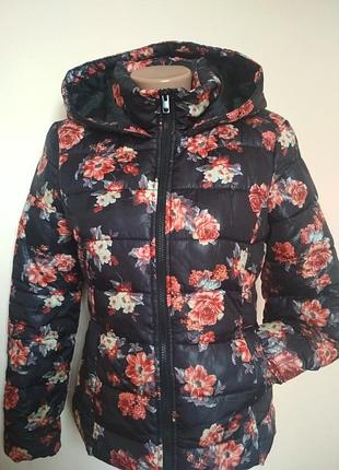 Весенняя куртка размер xs