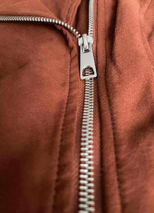 Женская курточка косуха из искусственной замши2 фото