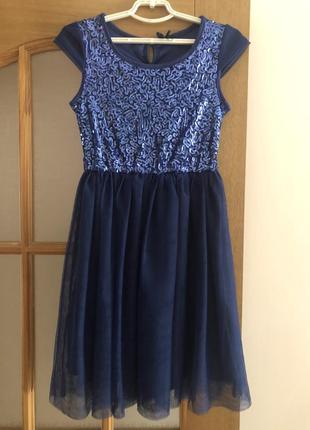 Красива сукня на 7-8 років, сукня з фатину і паєтками, ідеал.