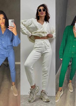 Акриловый вязаный костюм с кардиганом и лосинами