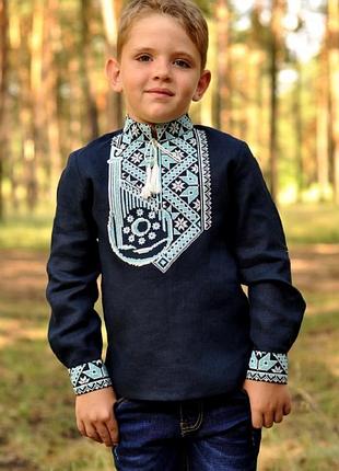 Эксклюзивная детская вышиванка для мальчика с орнаментом "бандура"