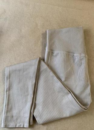 Бесшовные леггинсы в рубчик, лосины в рубчик