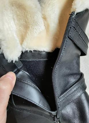 Натуральні шкіряні чоботи фірми bata p.36 уствлка 23,5 см