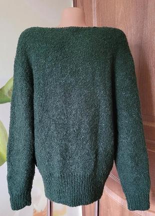 Трендовый свитер изумрудного цвета3 фото