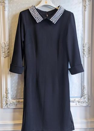 Платье футляр с белым воротником уэнсдей адамс черное мини2 фото