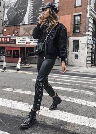 Оригинальные брюки из искусственной кожи от бренда h&m 0596822001 разм. 32, 34, 36, 38, 40, 42, 44